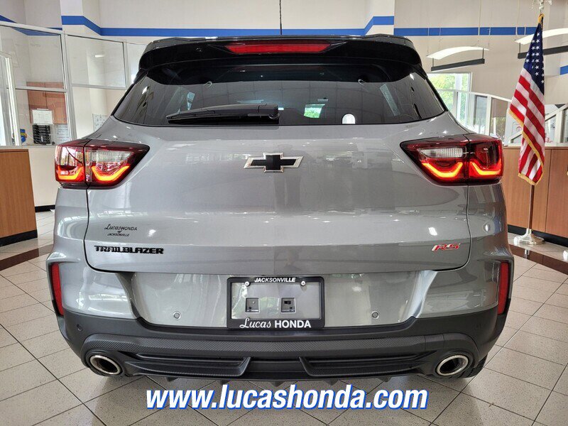 Used 2025 Chevrolet TrailBlazer RS w/ Convenience Package image 5