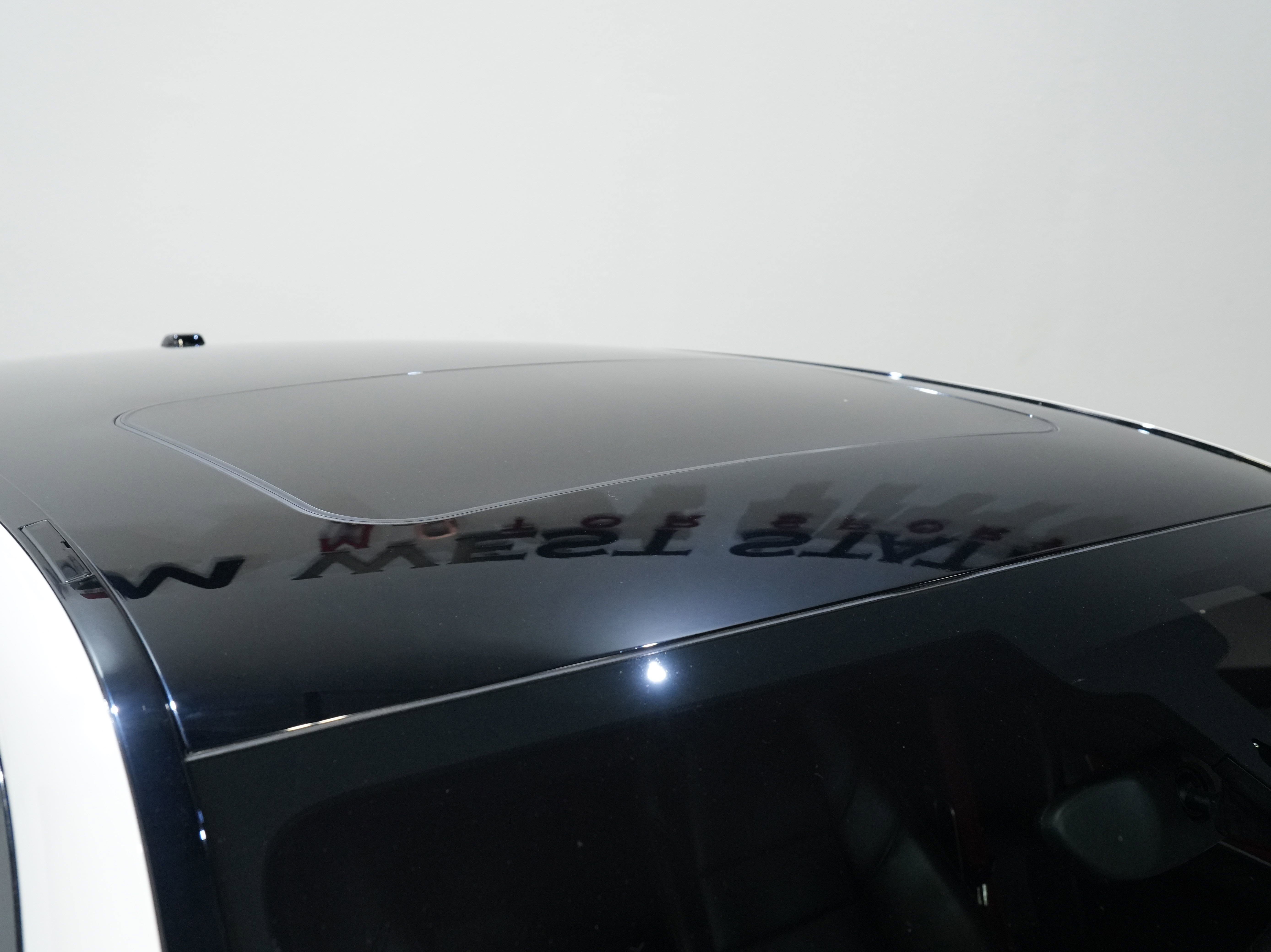 Used 2012 Porsche Panamera AWD/4WD image 14