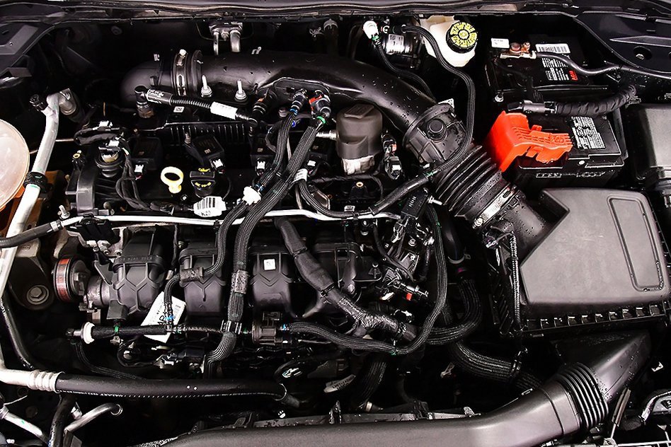 Used 2022 Ford Escape SEL w/ SEL Stealth AWD Package image 32