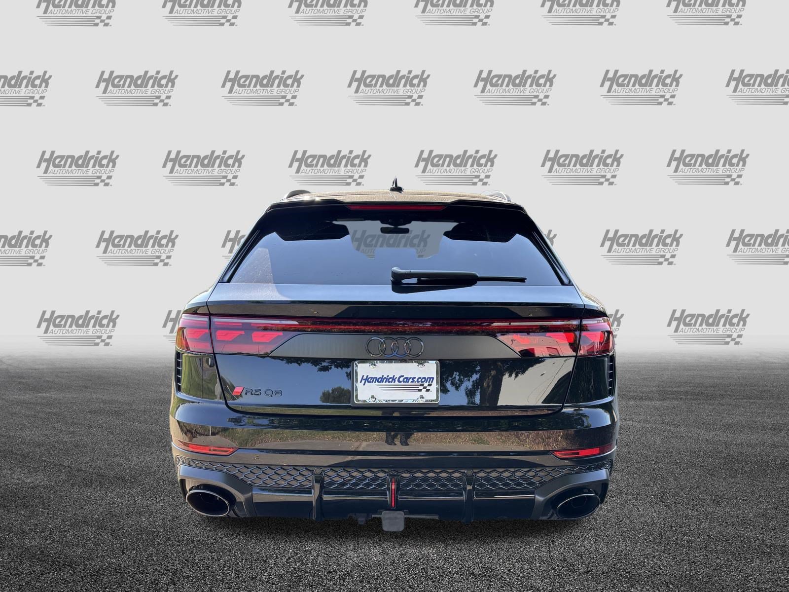 Used 2026 Audi RS Q8 performance AWD/4WD image 9