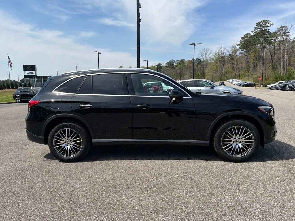 Used 2026 Mercedes-Benz GLC 300 image 14