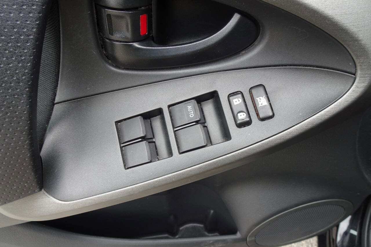 Used 2011 Toyota RAV4 Sport w/ Sport Extra Value Pkg AWD/4WD image 12
