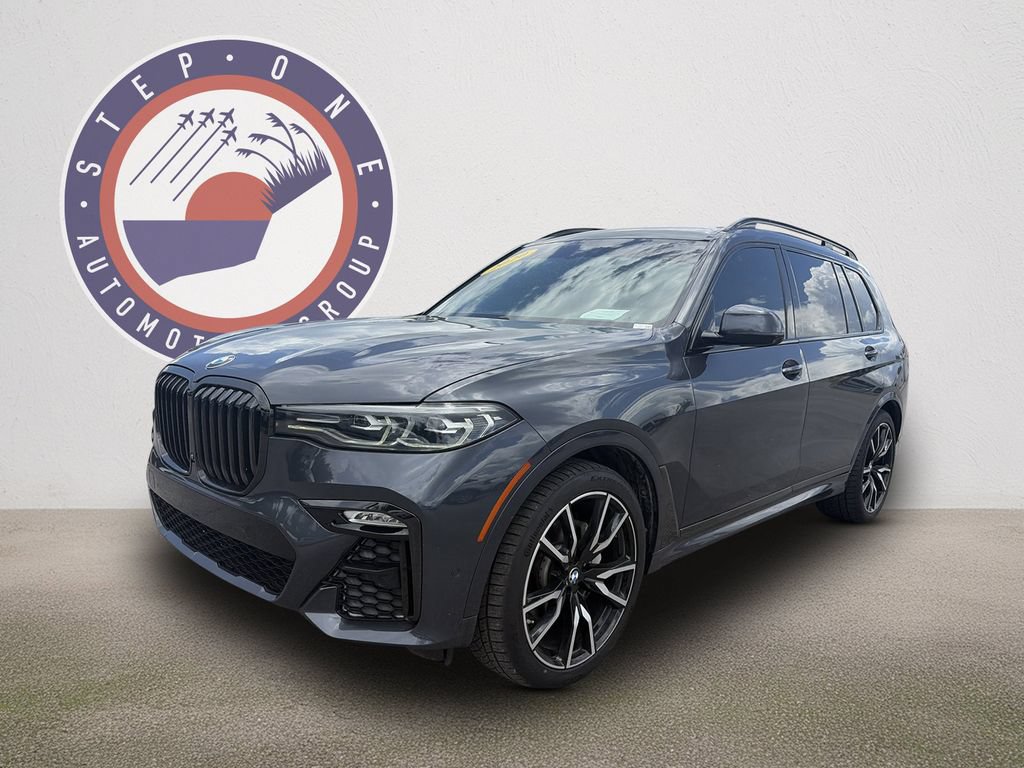 Used 2020 BMW X7 xDrive40i w/ M Sport Package AWD/4WD image 2