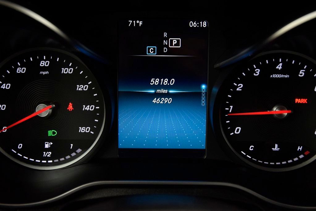 Used 2021 Mercedes-Benz GLC 300 image 24