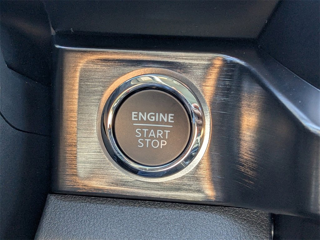 New 2026 Ford F350 Lariat image 31