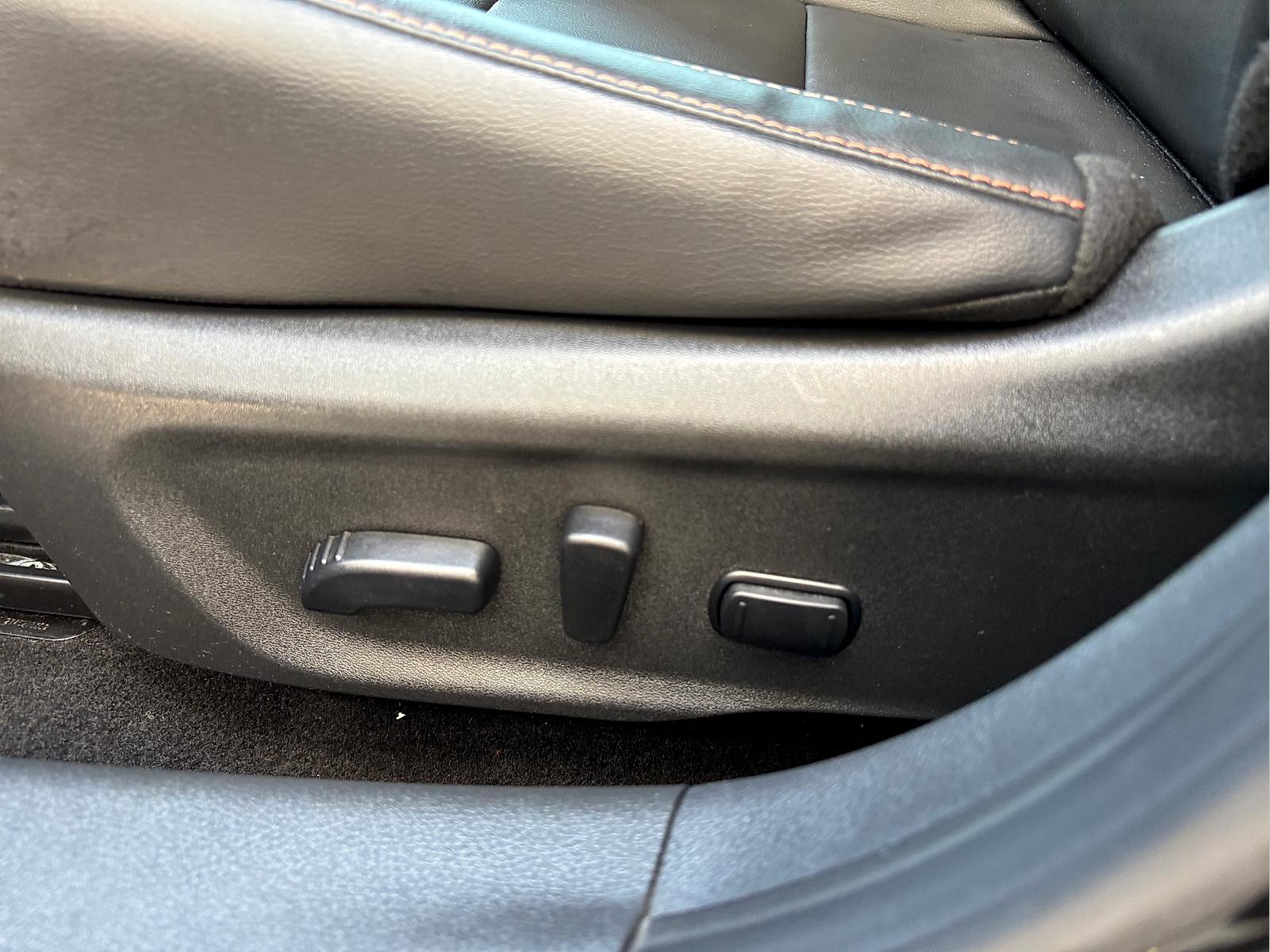 Used 2022 Nissan Sentra SR w/ SR Premium Package FWD image 15