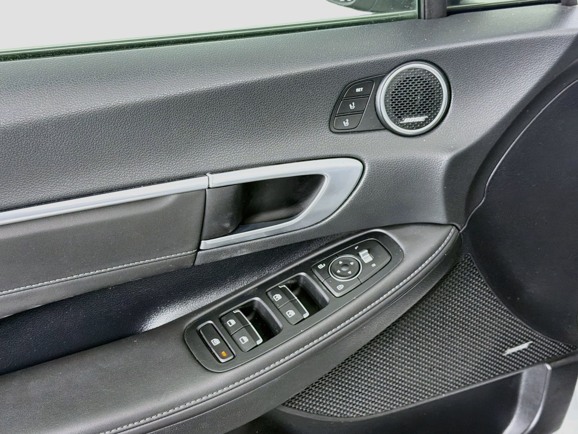 Used 2021 Hyundai Sonata Limited w/ Preferred Accessory Package FWD image 15