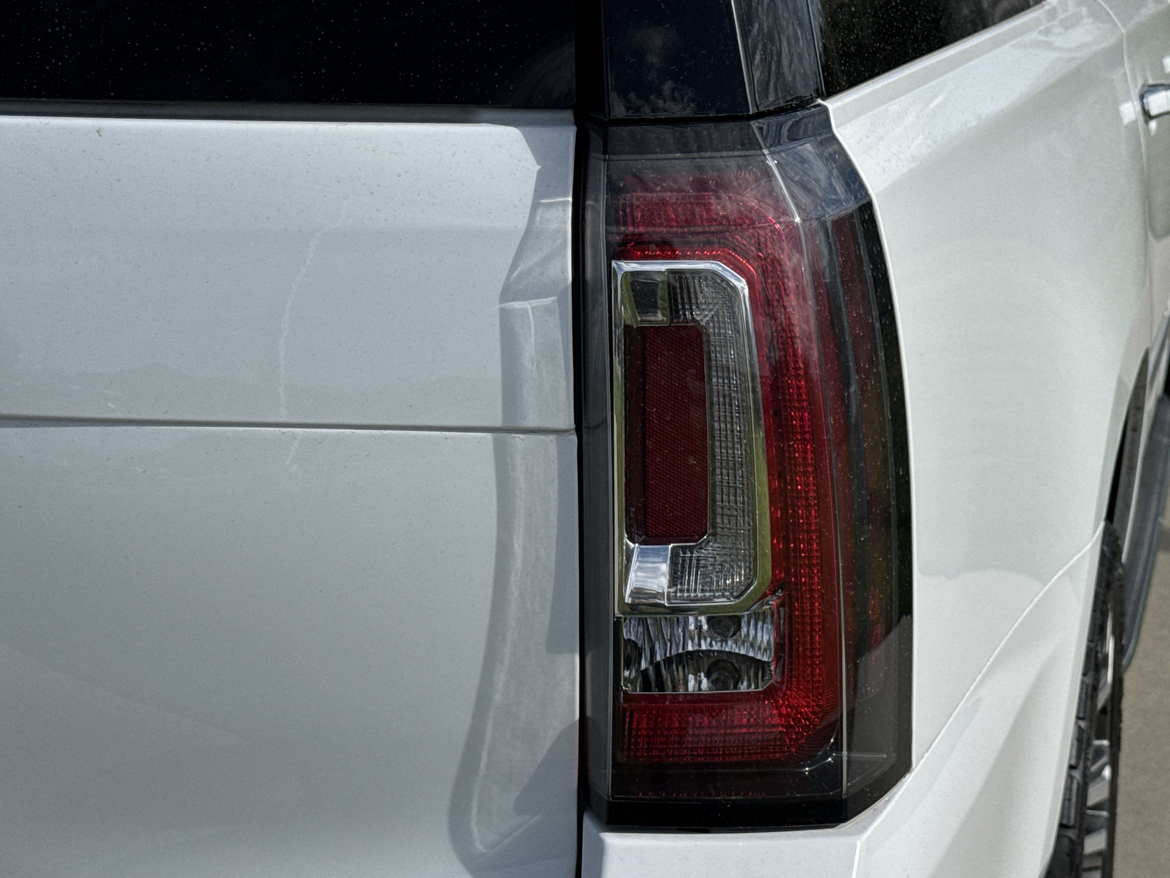 Used 2020 GMC Yukon XL Denali w/ Open Road Package AWD/4WD image 11