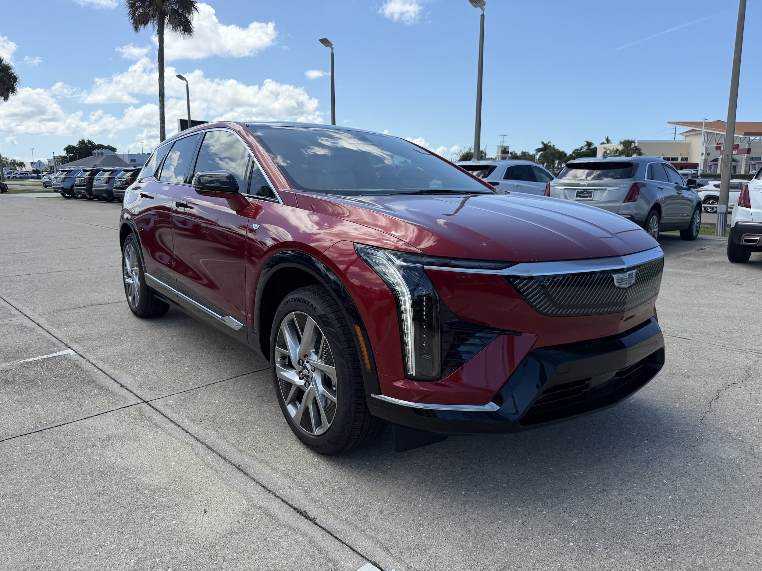 New 2026 Cadillac Optiq Luxury 1