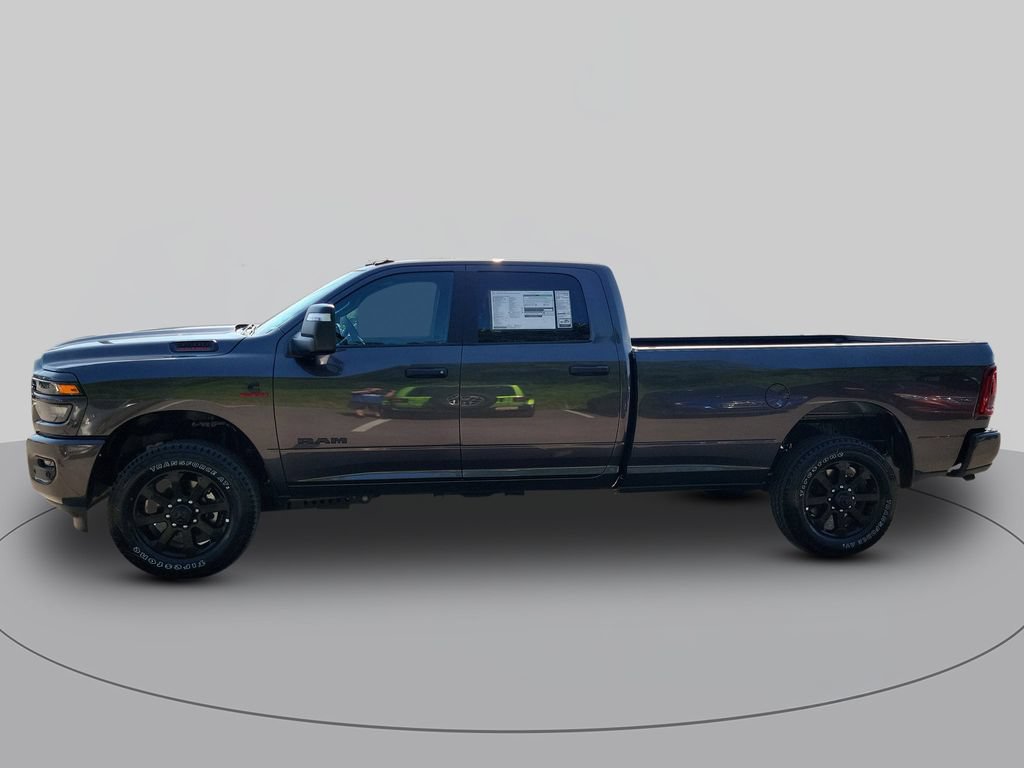 New 2026 RAM 3500 Big Horn AWD/4WD image 6