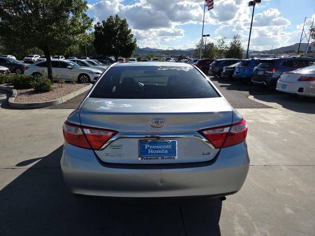 Used 2017 Toyota Camry LE FWD image 6
