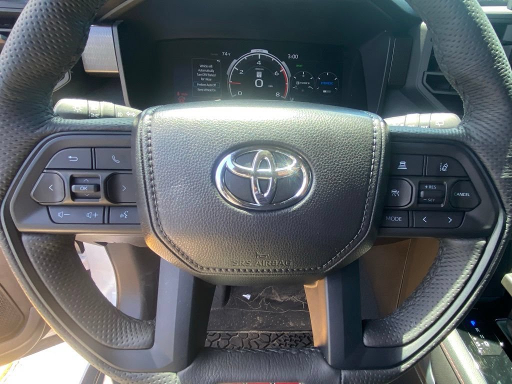 Used 2025 Toyota Sequoia TRD Pro AWD/4WD image 18
