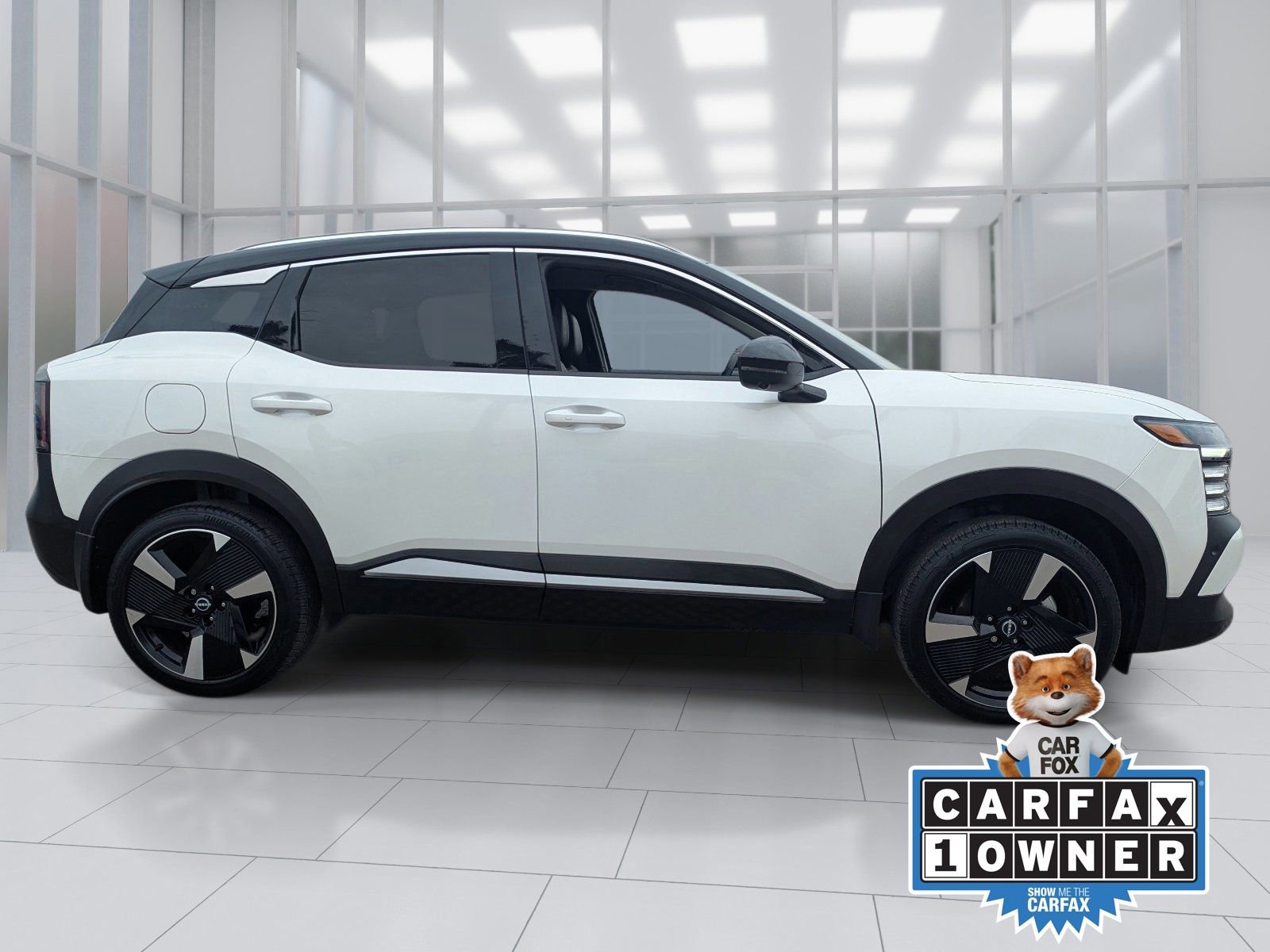 Certified 2025 Nissan Kicks SR AWD/4WD image 6