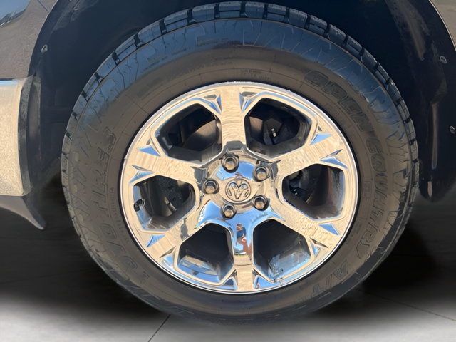 Used 2018 RAM 1500 Laramie w/ Convenience Group AWD/4WD image 10