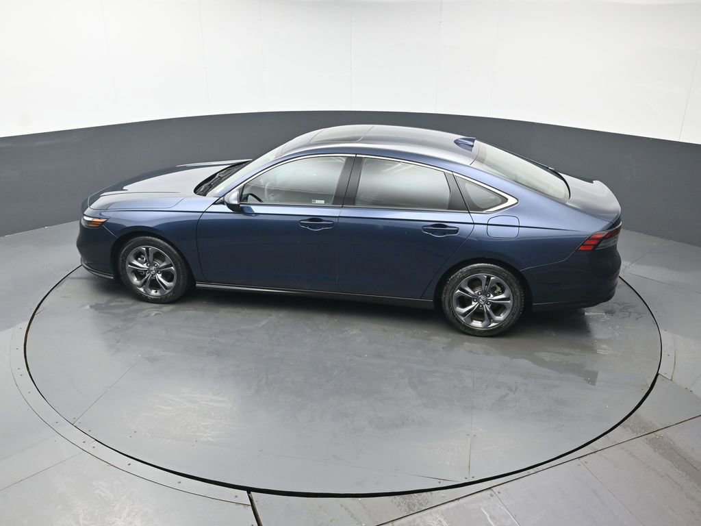 Certified 2023 Honda Accord EX image 38