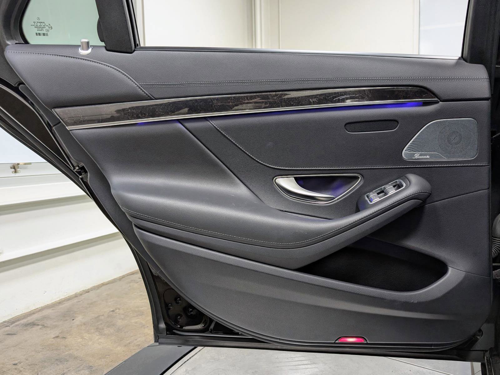 Used 2018 Mercedes-Benz S 450 Sedan image 18