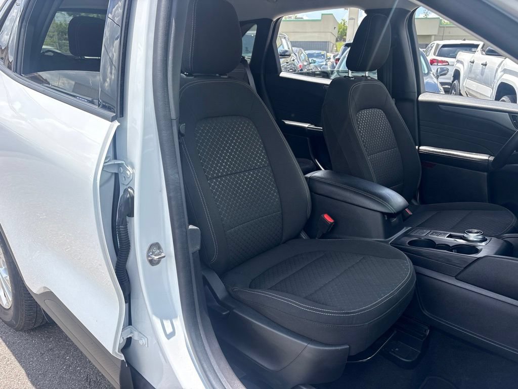 Used 2023 Ford Escape Active FWD image 17