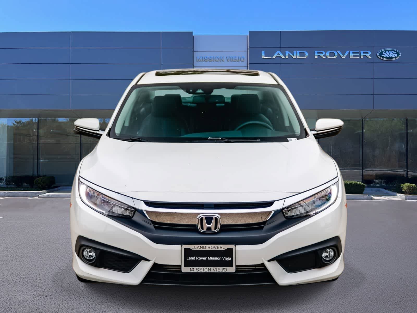Used 2016 Honda Civic Touring image 2