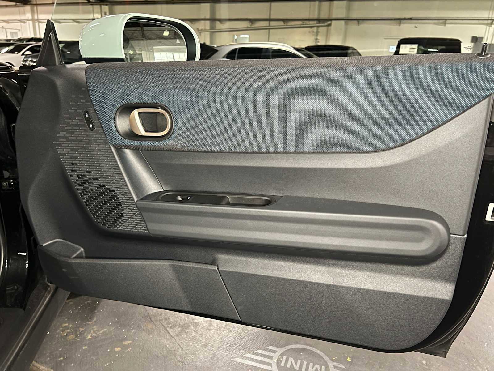 Used 2026 MINI Cooper 2-Door Hardtop FWD image 10