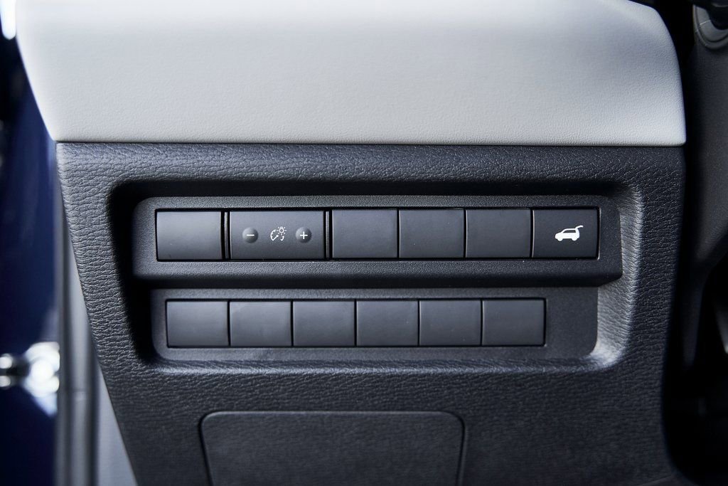 Used 2025 Mitsubishi Outlander SE FWD image 33