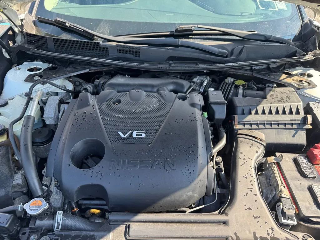 Used 2017 Nissan Maxima Platinum FWD image 11