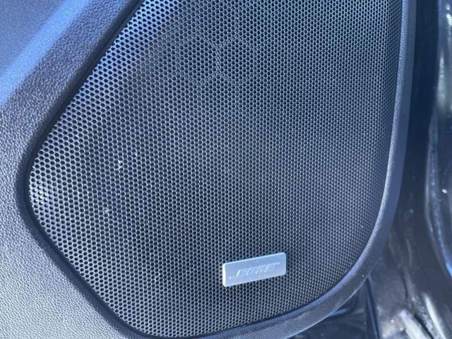 Used 2021 GMC Acadia SLT w/ Elevation Edition image 24