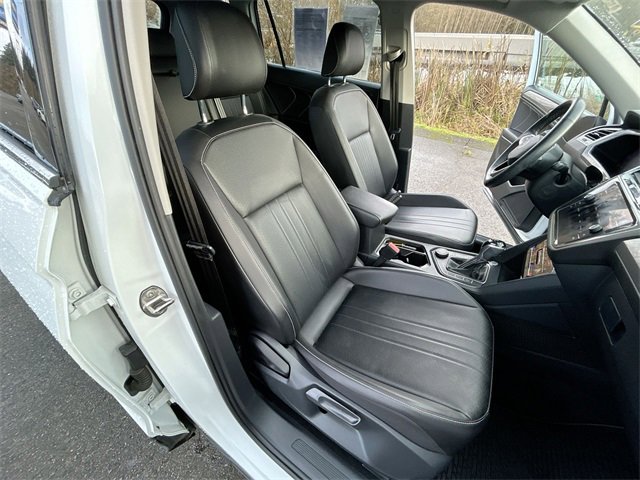 Used 2022 Volkswagen Tiguan SE image 26