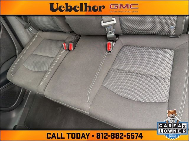 Used 2024 GMC Terrain SLE AWD/4WD image 18