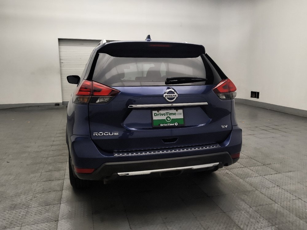 Used 2017 Nissan Rogue SV FWD image 6
