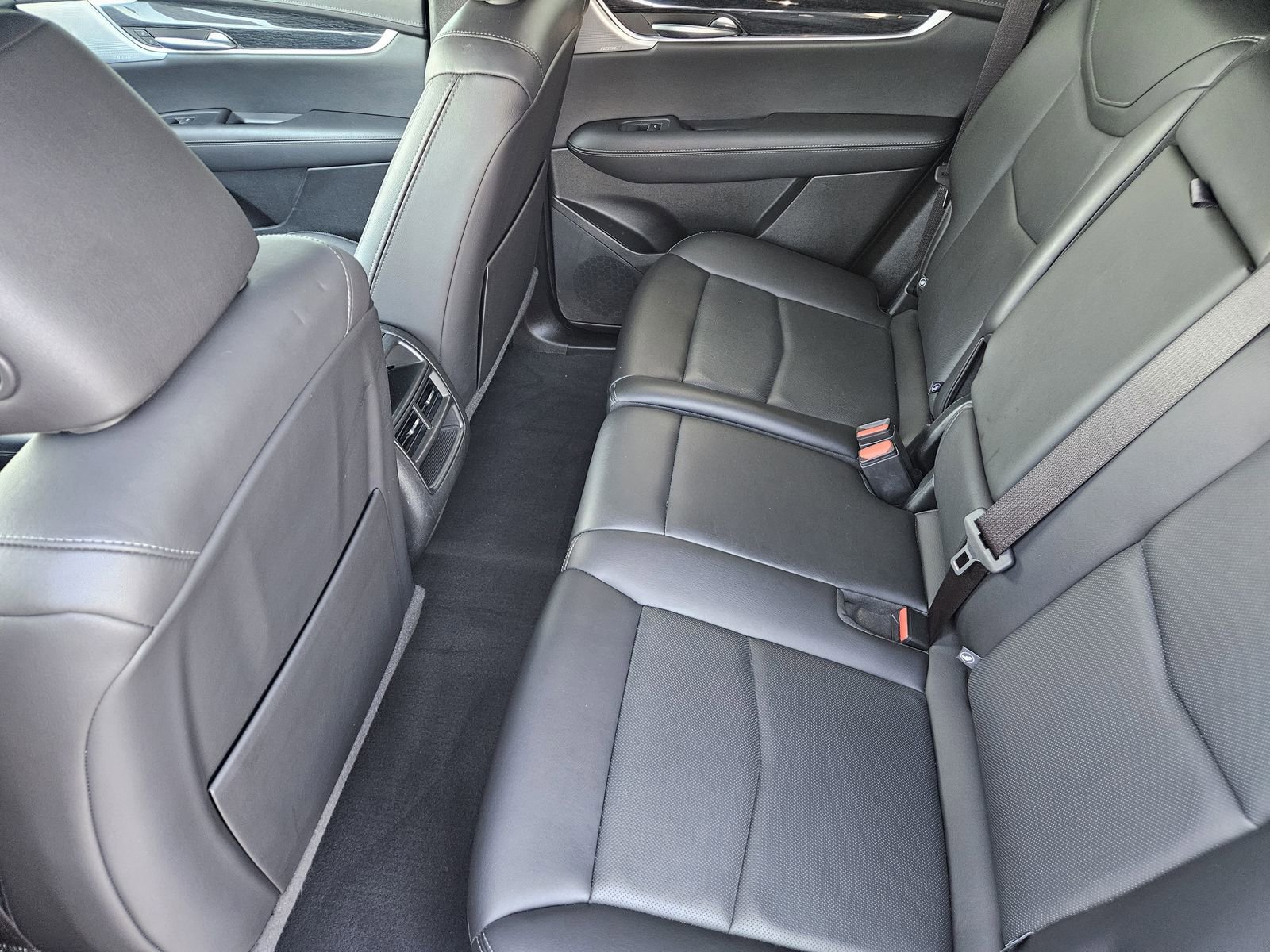 Certified 2023 Cadillac XT5 Premium Luxury FWD image 31
