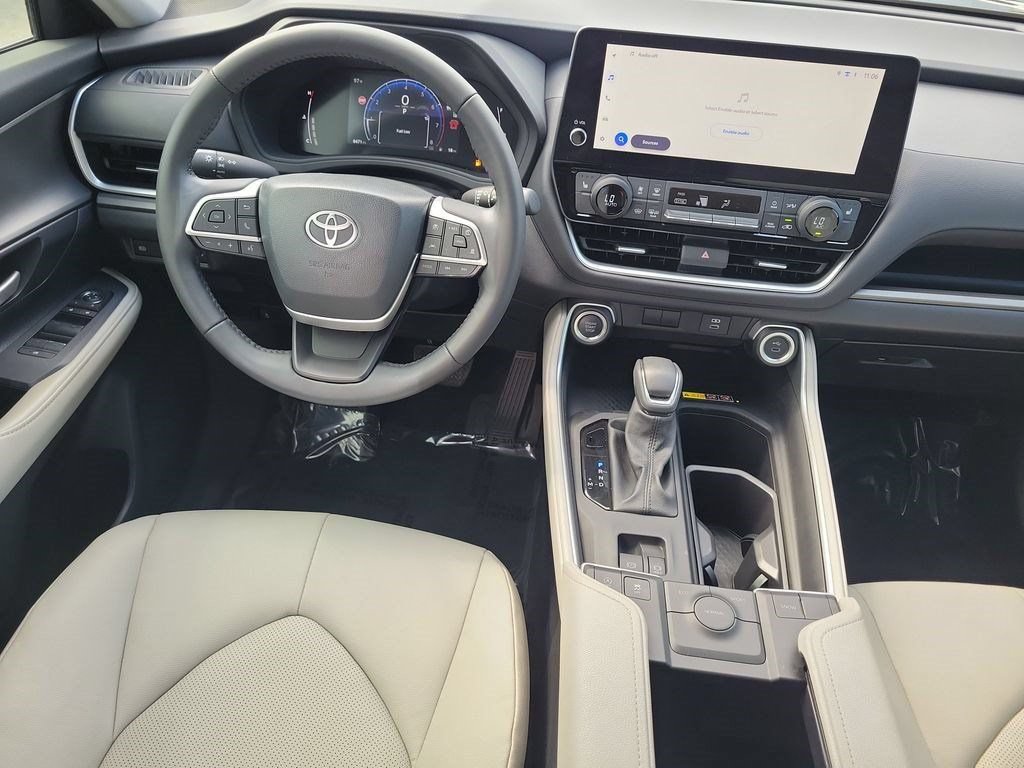 Certified 2026 Toyota Grand Highlander FWD image 26