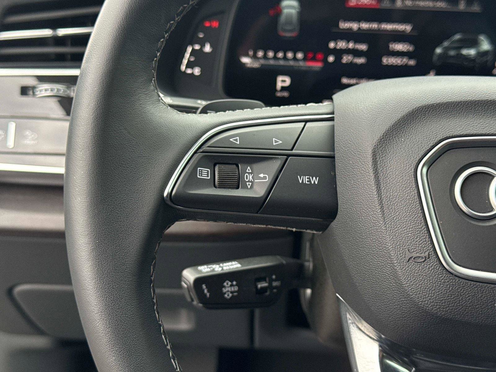 Used 2023 Audi Q8 Prestige image 32