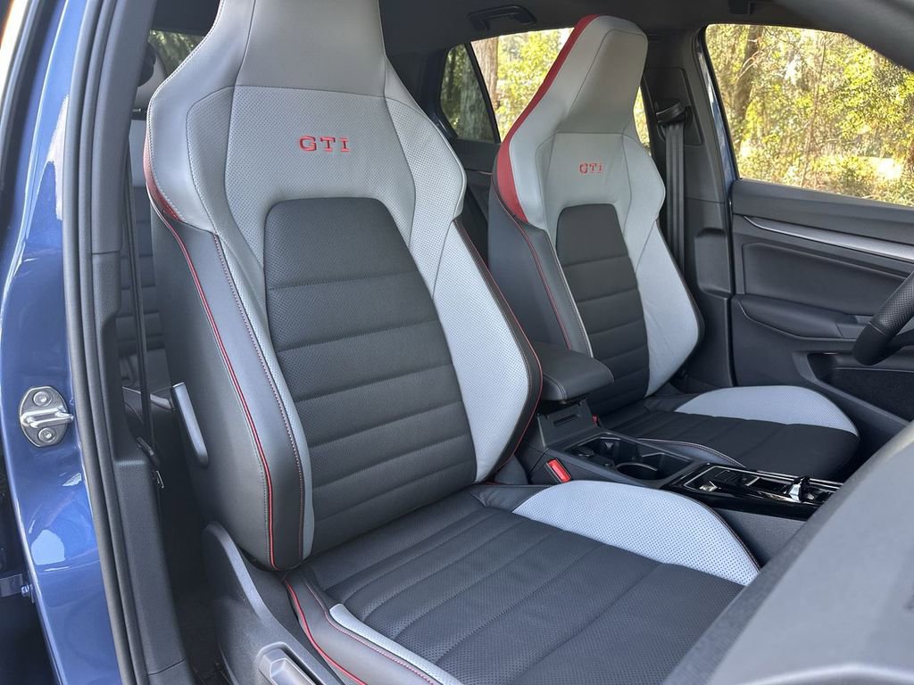 New 2026 Volkswagen GTI SE image 25