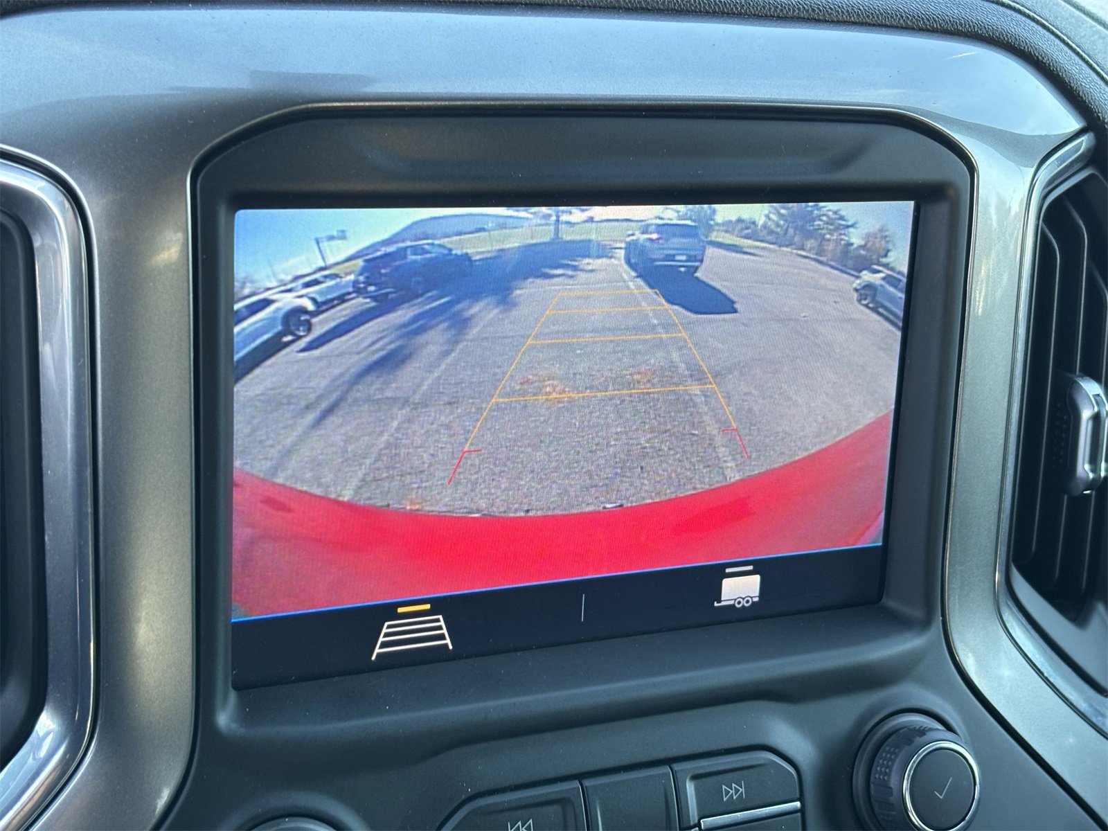 Used 2021 Chevrolet Silverado 1500 LT Trail Boss w/ Bed Protection Package image 6