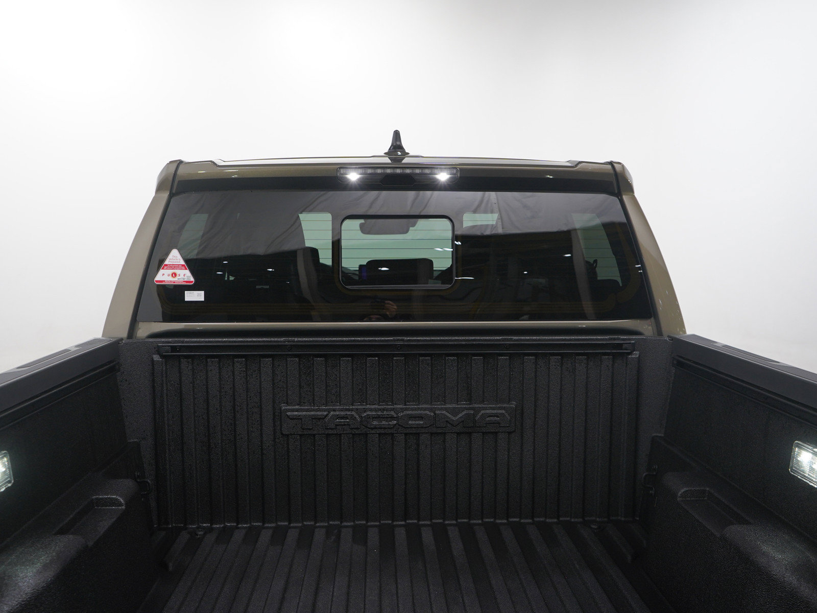 Used 2026 Toyota Tacoma TRD Off-Road w/ TRD Off Road Upgrade Package AWD/4WD image 13