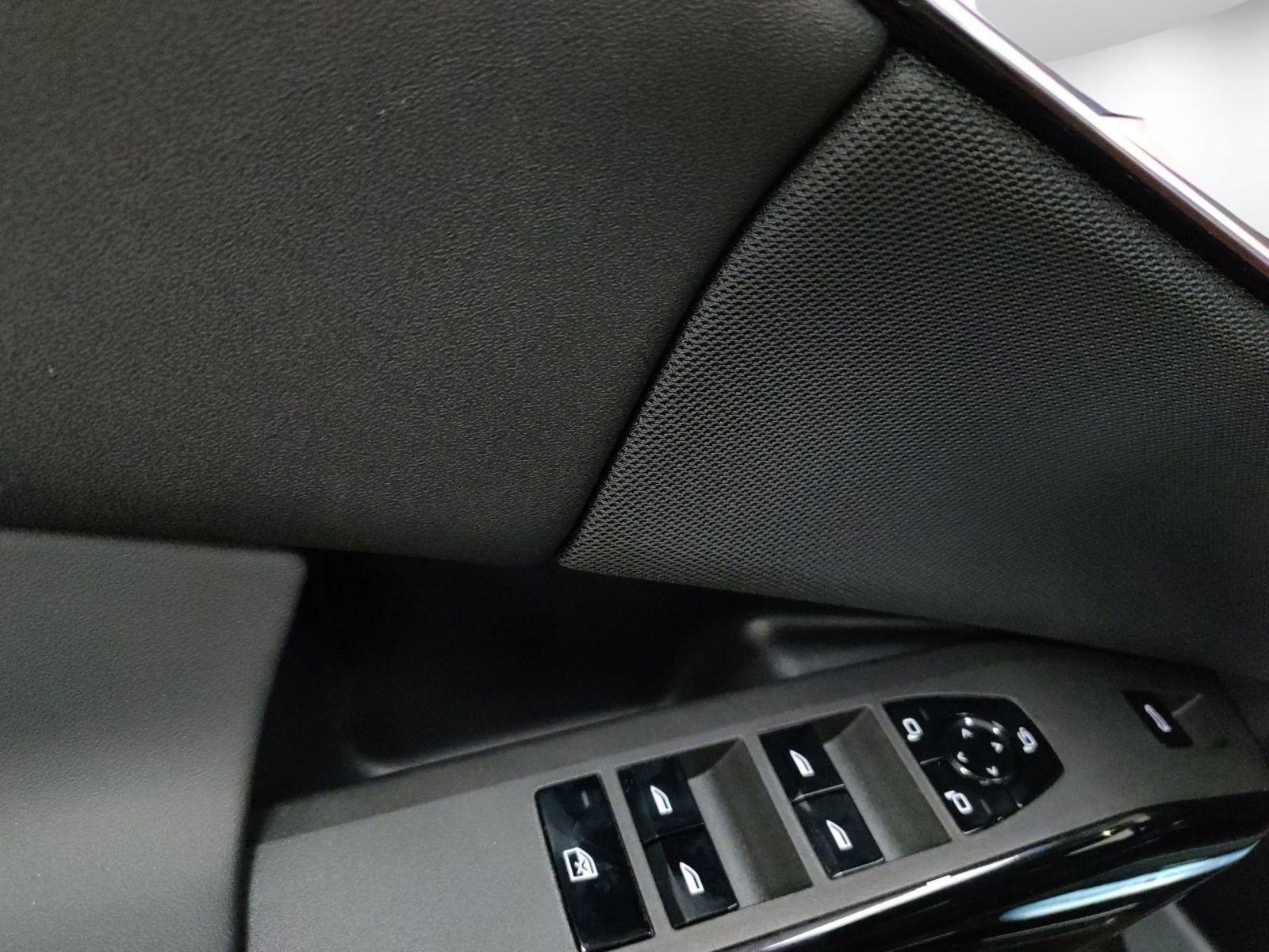 New 2026 BMW X3 xDrive30 w/ Premium Package image 12