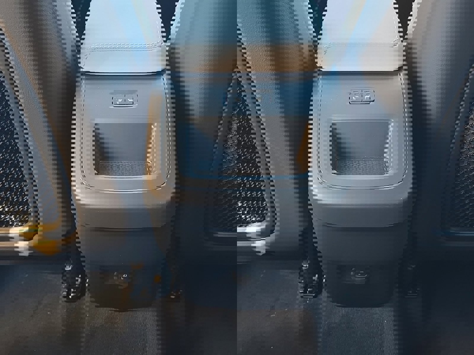 New 2026 Volvo XC60 B5 Core w/ Climate Package image 22