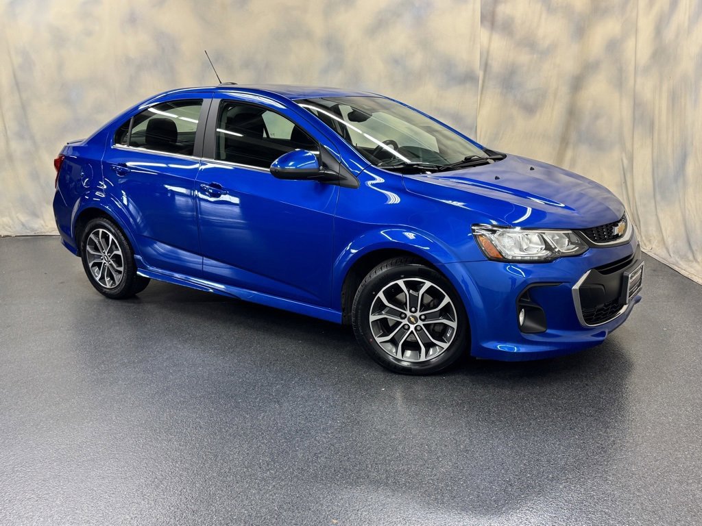 Used 2017 Chevrolet Sonic LT w/ Convenience Package image 7