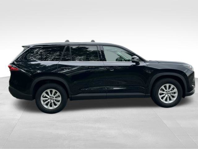 Used 2024 Toyota Grand Highlander AWD image 10