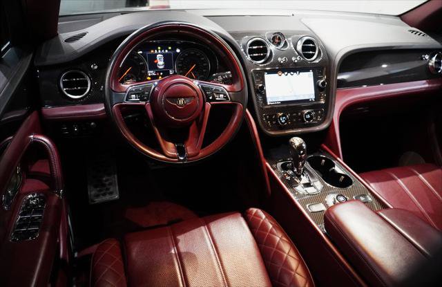 Used 2020 Bentley Bentayga AWD/4WD image 13