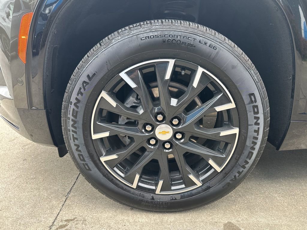 Used 2024 Chevrolet Traverse RS image 6