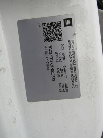 Used 2021 GMC Savana 3500 Extended w/ Power Convenience Package RWD image 25