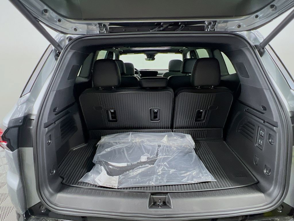 New 2026 Buick Enclave Sport Touring w/ Super Cruise Package image 25