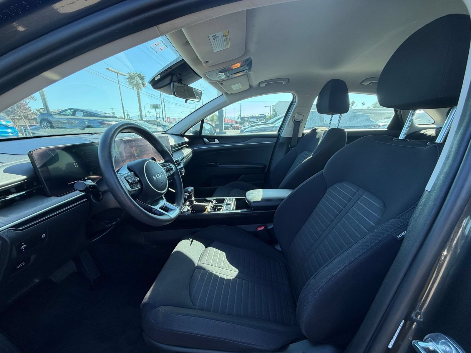Used 2025 Kia K5 LXS FWD image 25