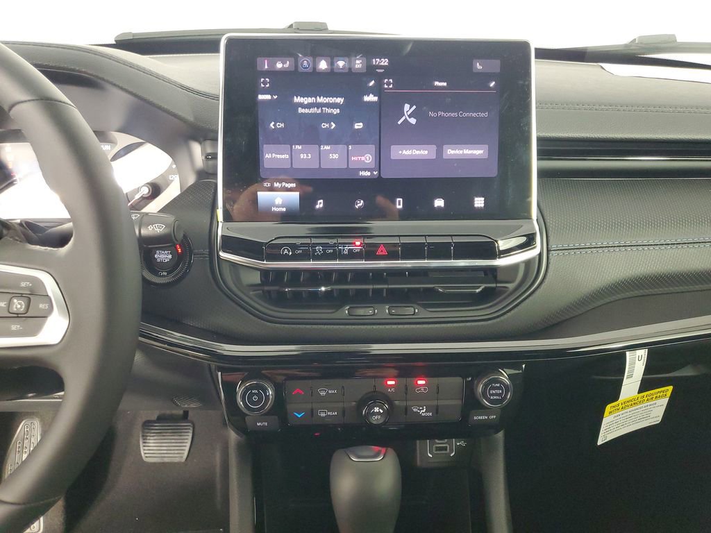 New 2026 Jeep Compass Latitude image 16