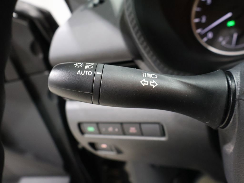 Used 2024 Nissan Sentra S image 36