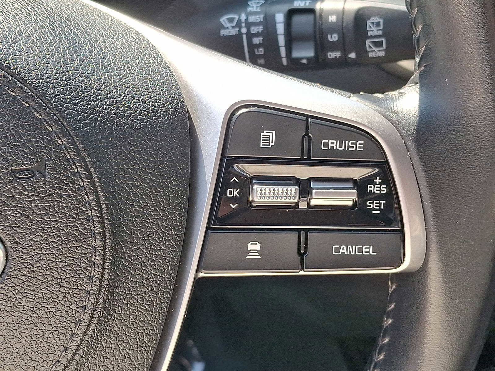 Used 2019 Kia Sorento EX image 18