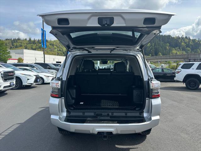 Certified 2021 Toyota 4Runner Venture w/ Moonroof Package AWD/4WD image 12