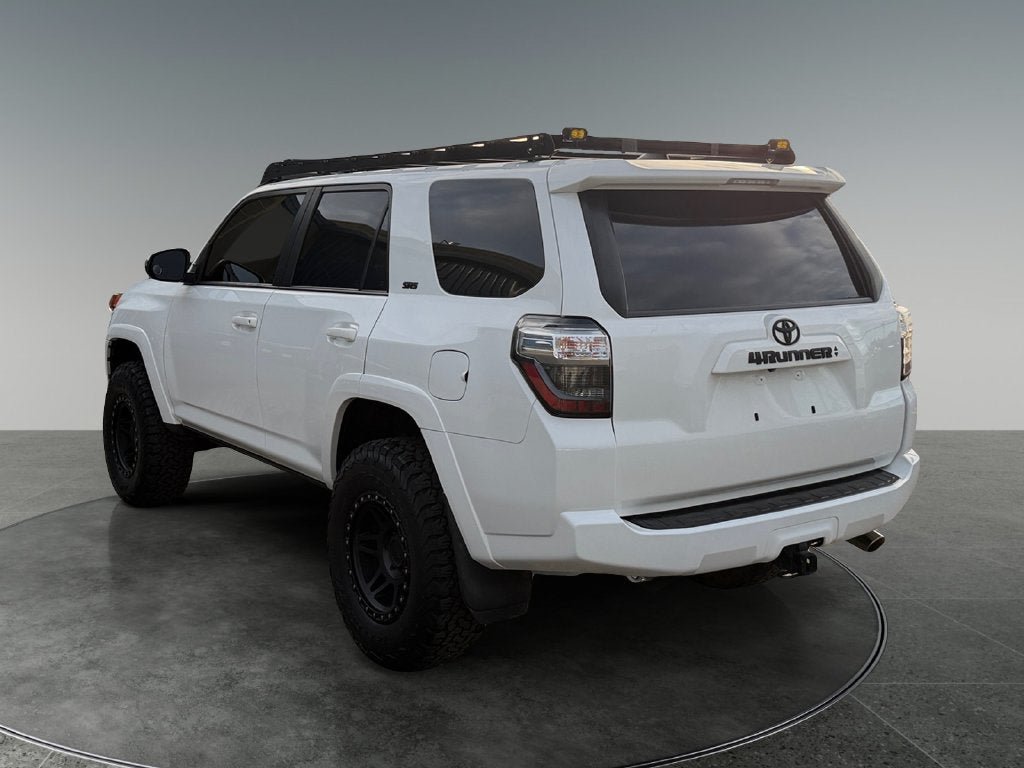 Used 2020 Toyota 4Runner SR5 Premium w/ Moonroof Package AWD/4WD image 7
