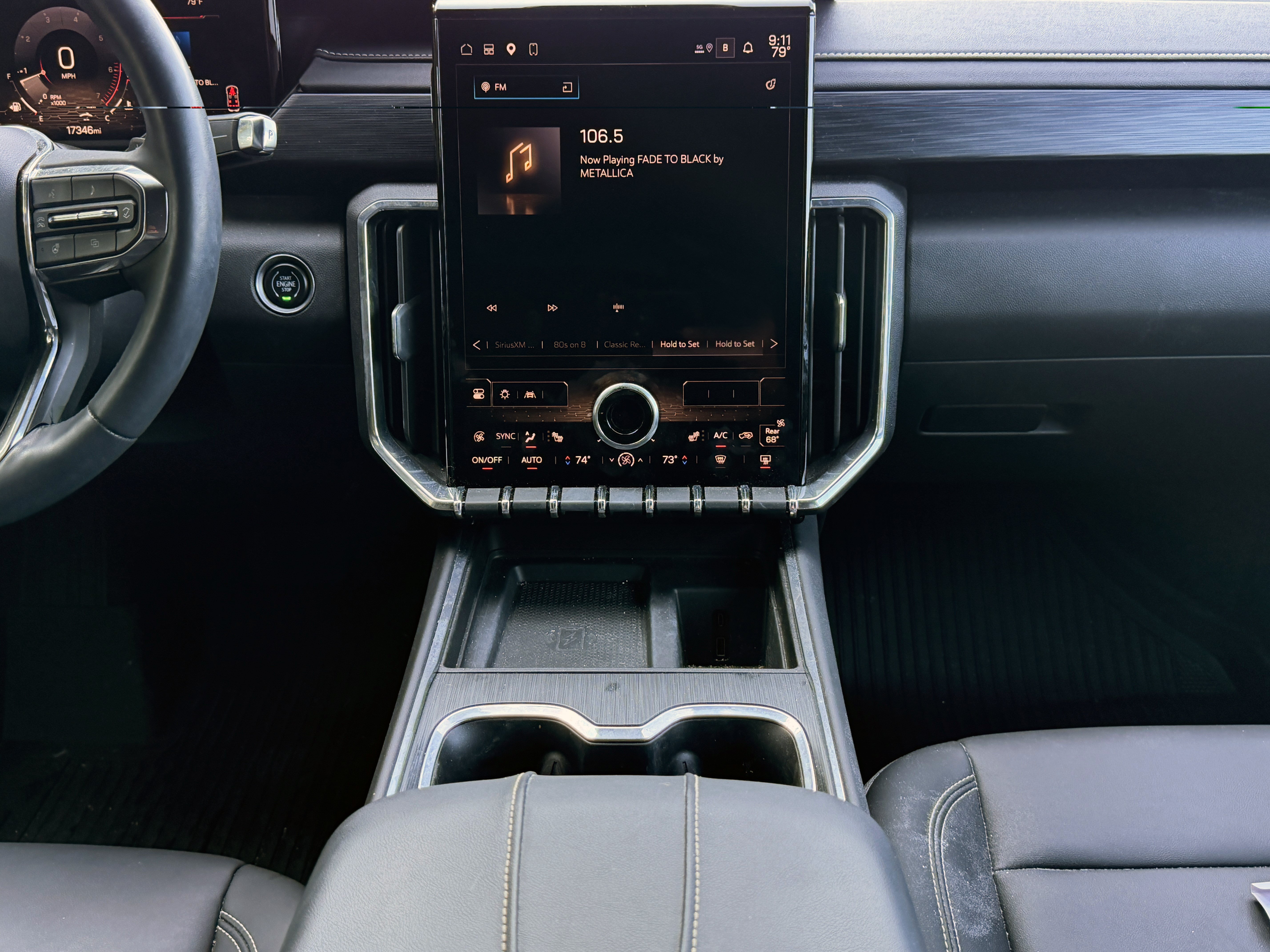 Used 2025 GMC Acadia Elevation w/ Elevation Premium Package FWD image 7